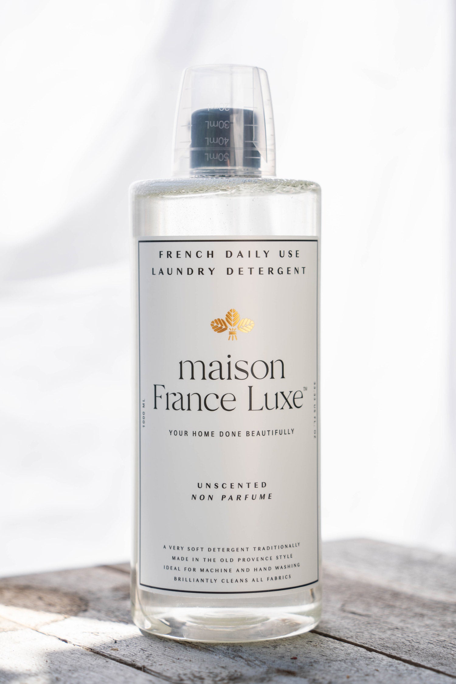Natural unscented Laundry detergent, made in France. Everyday use laundry soap.
