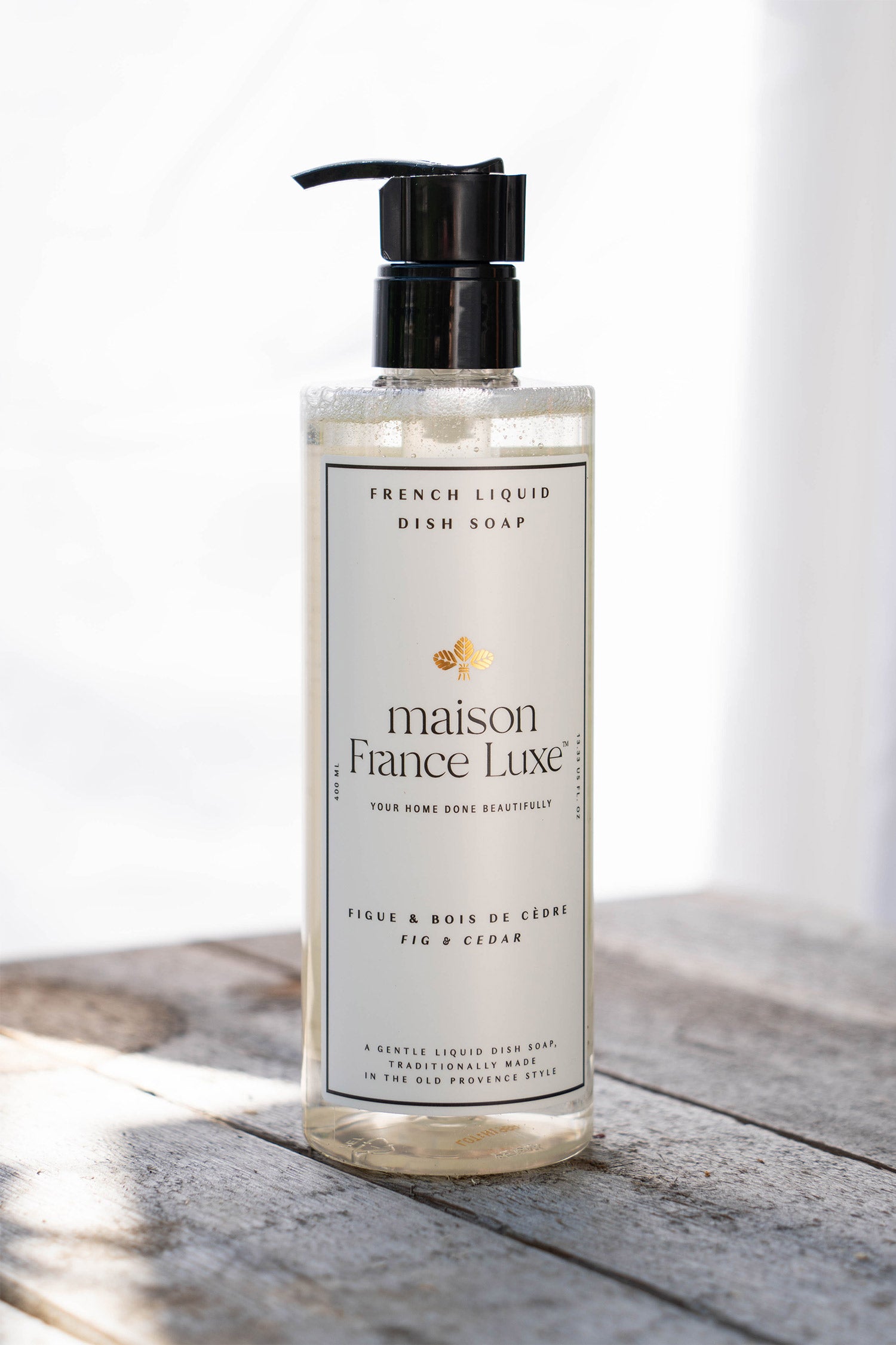 Natural Dish soap, made in France, with a Fig & Cedar scent.